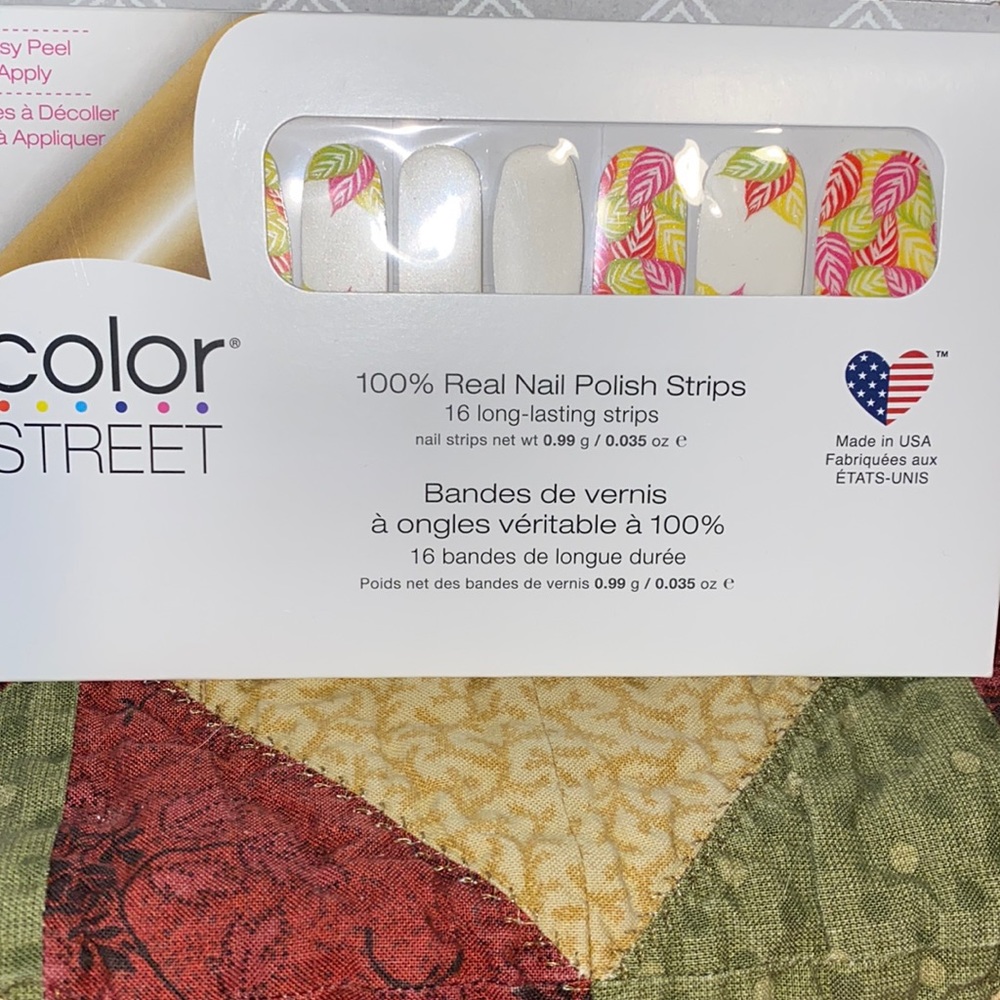 Colorstreet nail strips with design
